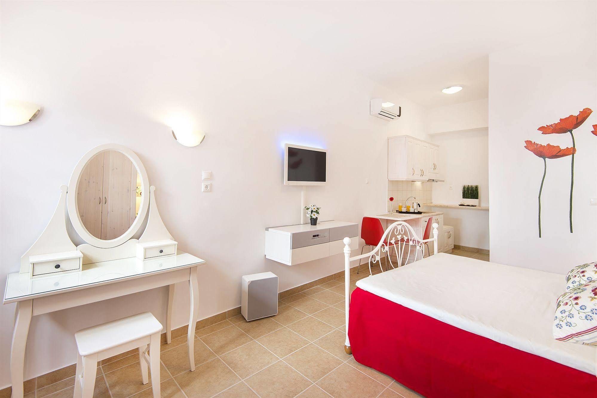 Lindos Harmony Suites Экстерьер фото